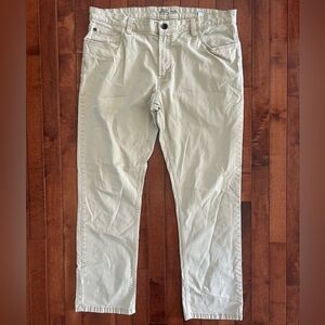 IZOD Men's Classic Khaki Jean Pants Size 36x32